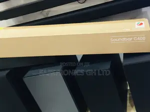 White Black Bluetooth Wireless Soundbar Samsung HWC400 