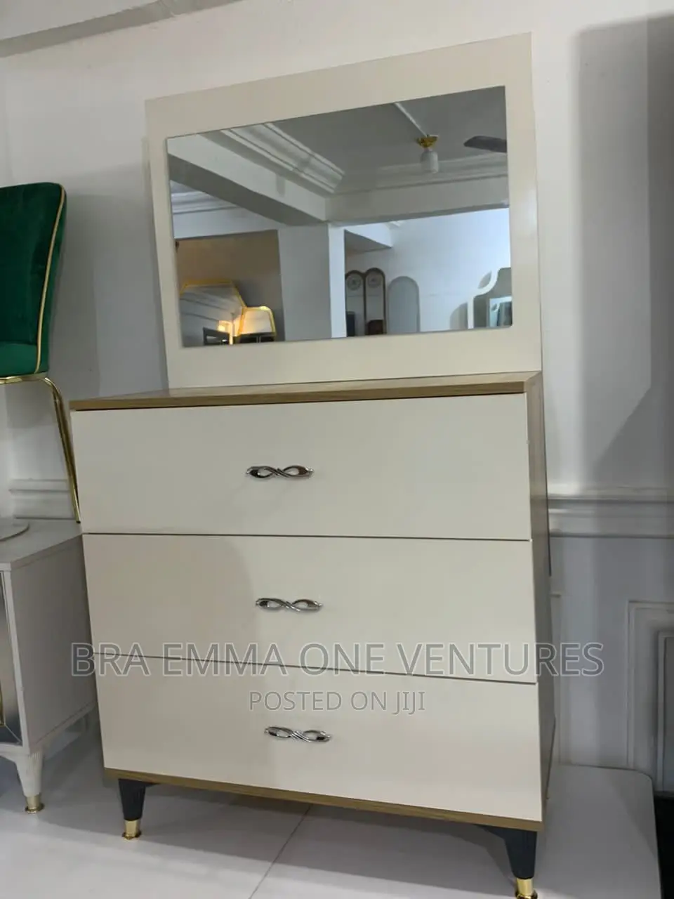 Dressing Mirror