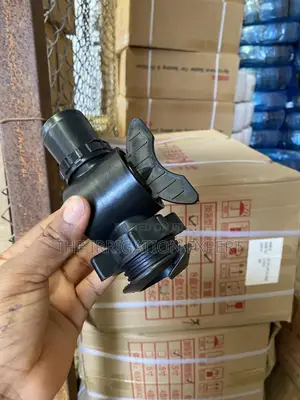 Lay-Flat to Rain Hose Connector/Valve