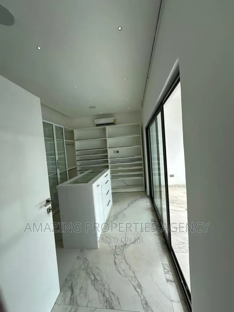 4bdrm House in East Legon for sale