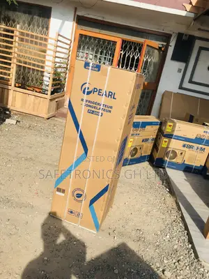 Bottomfreezer Pearl PF-200B Doubledoor 140 Liters Fridge 