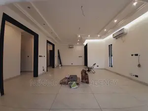 3bdrm Bungalow in Kwabenya Estate Road, Accra Metropolitan for sale