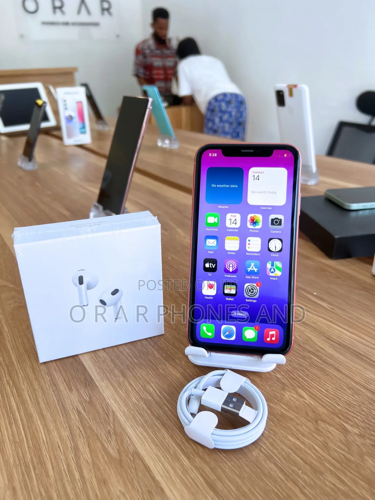 Apple iPhone XR 64 GB Red