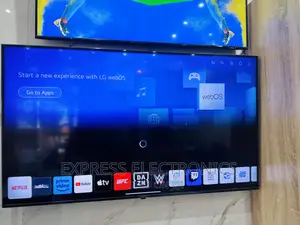 Shape Smart Glossy UHD Lg 55”UR730