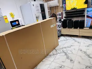 Samsung Tv Best Display UHD Smart 75”Cu7000 Tv 