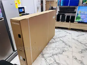 Crystal Display Uhd Smart Glossy Samsung 75”Cu8000 Tv