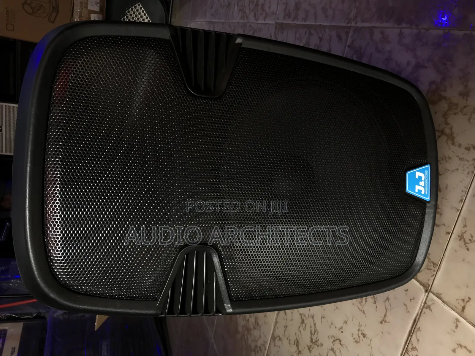 Rechargeable Speaker J J 15”
