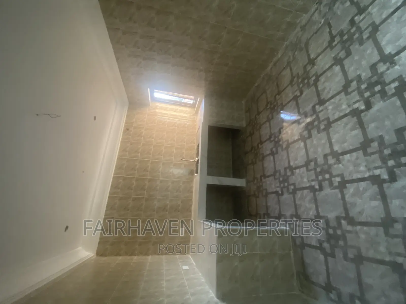 2bdrm Apartment in Tseaddo, Teshie for rent