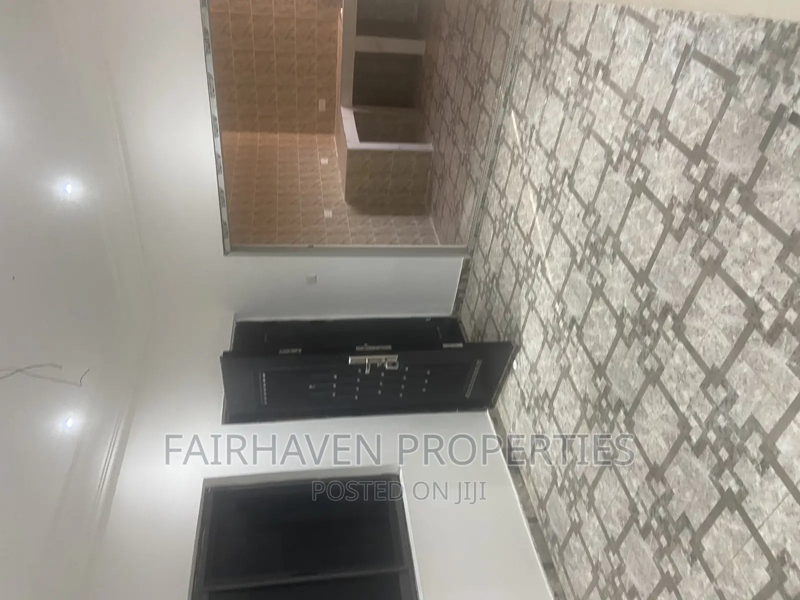 2bdrm Apartment in Tseaddo, Teshie for rent