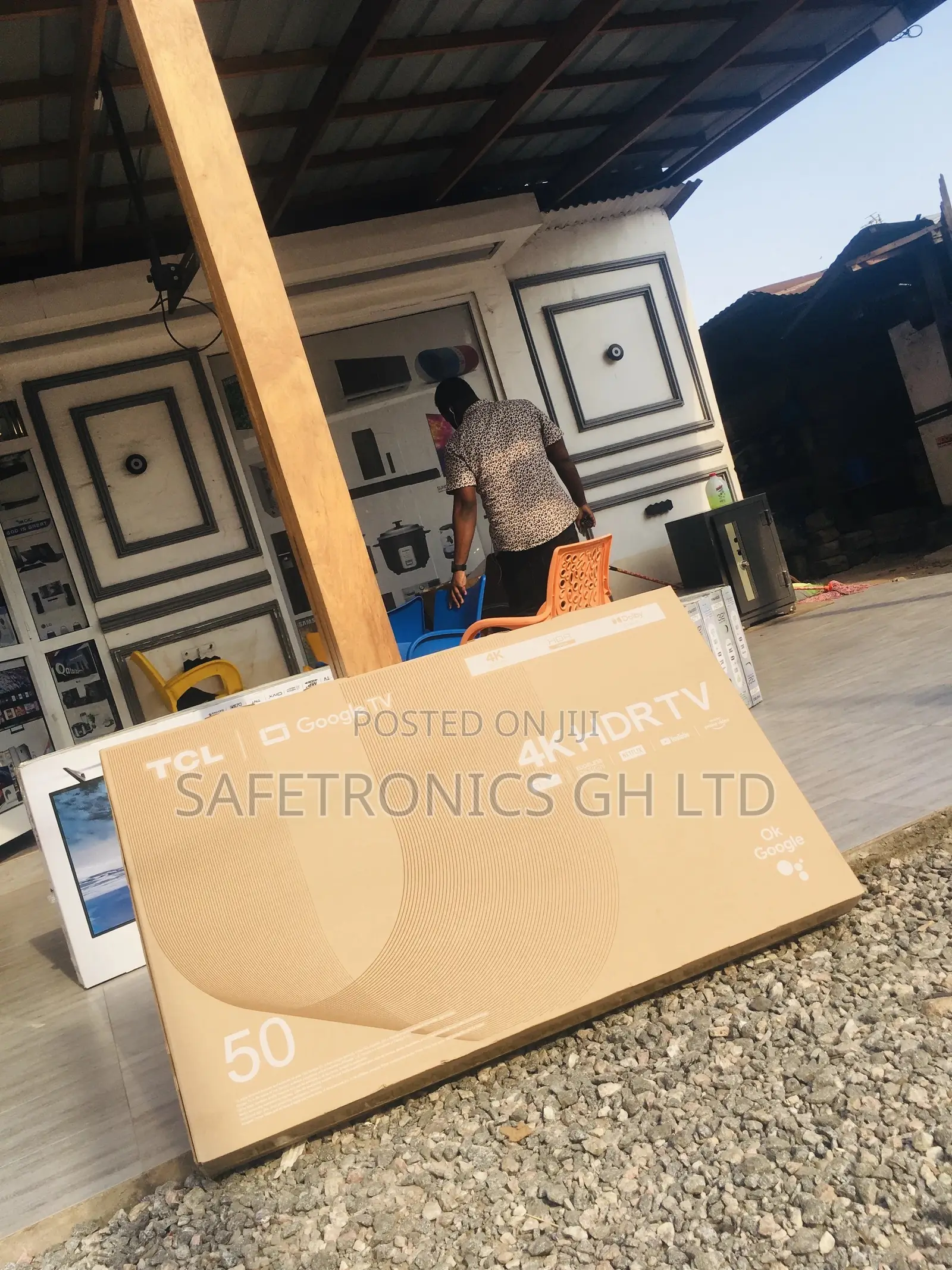  Glossy Black 50 Inches LED TCL HDR Tv Smart Tv 