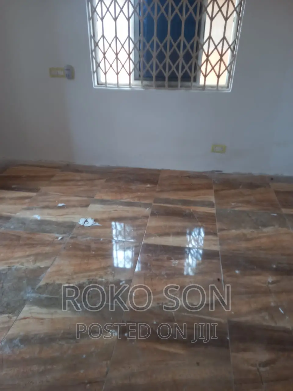3bdrm Apartment in Dr Roko, Dome for rent