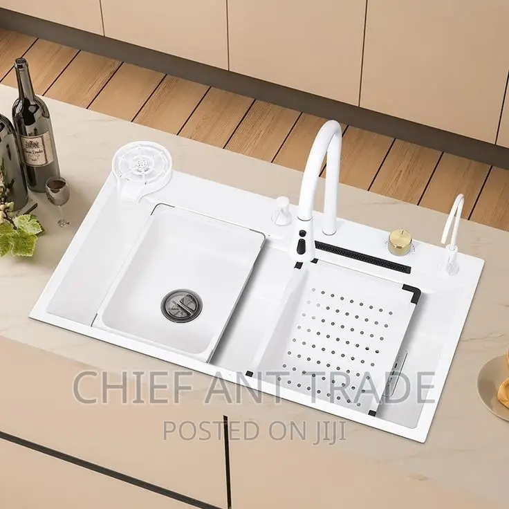 Waterfall Kitchen Sink White
