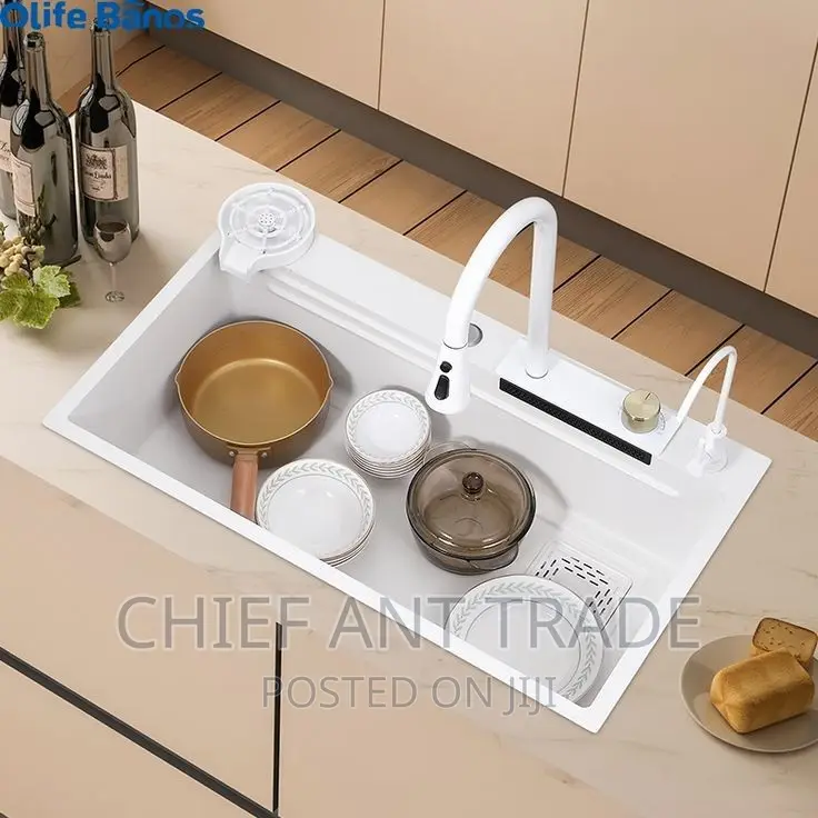 Waterfall Kitchen Sink White