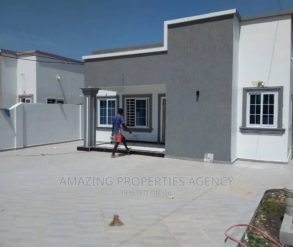 3bdrm House in Spintex for rent