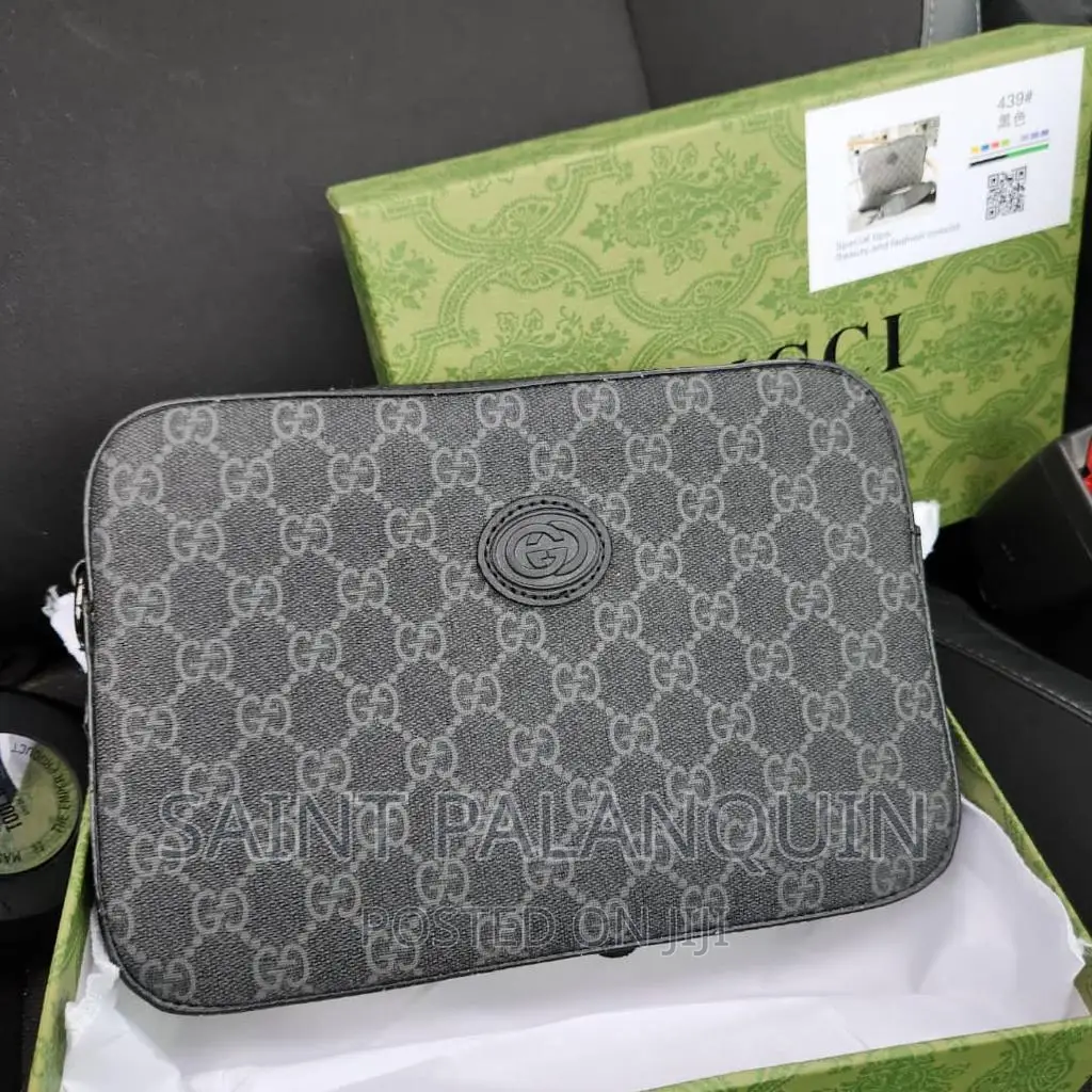 Gucci Shoulder Bag
