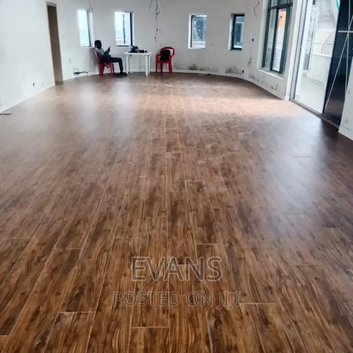 Vinyl, Laminate and SPC Installer
