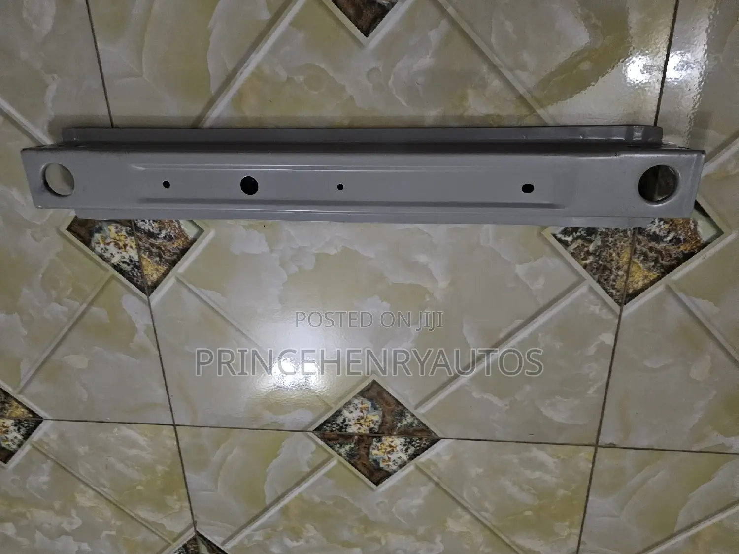 Lower Radiator Support for Mitsubishi Outlander 5256B516