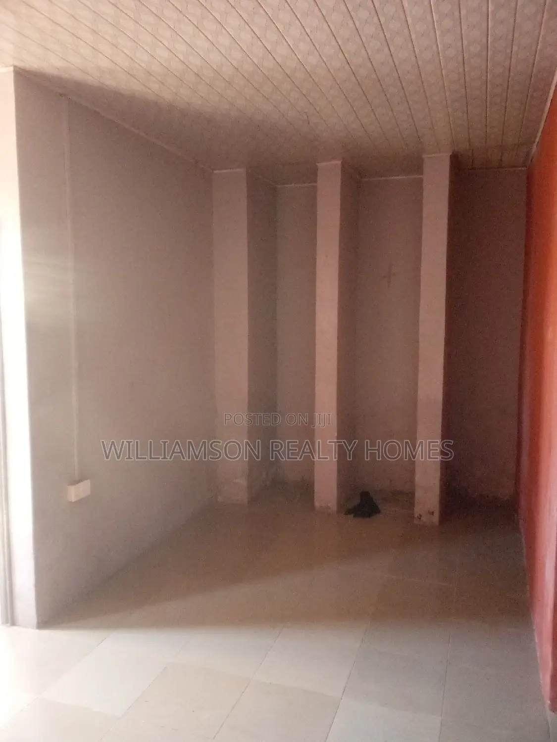 1bdrm Apartment in Community 18, Spintex for rent