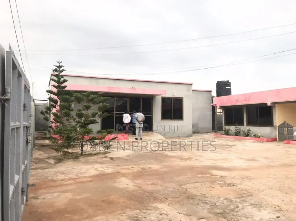 1bdrm Apartment in Pleasant Properties, Spintex for rent