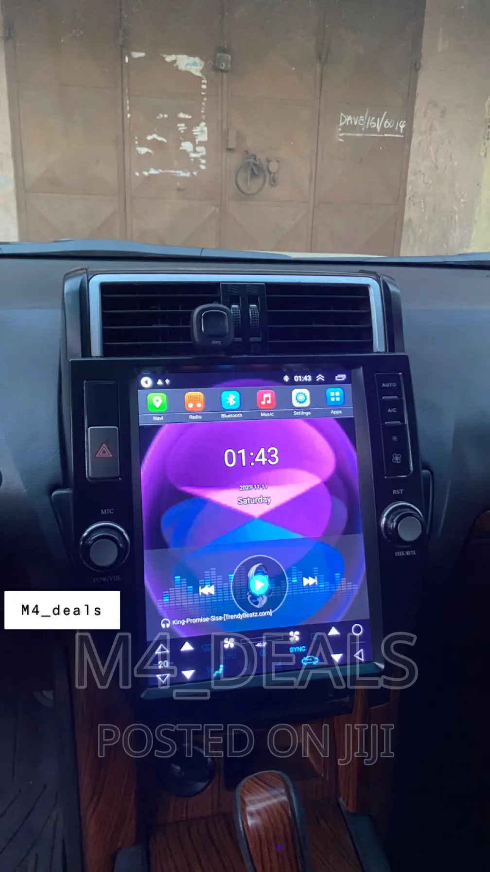 Toyota Land Cruiser Prado 2018 Model Original Tesla Screen