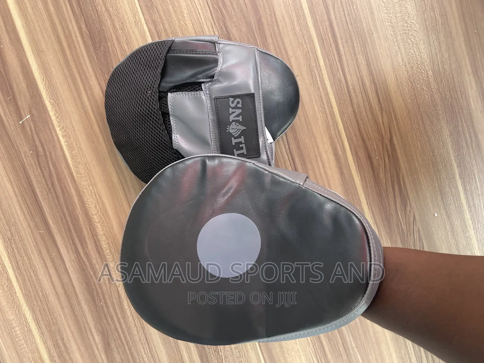 Original Training Hand Pad for Boxers at Cool Price