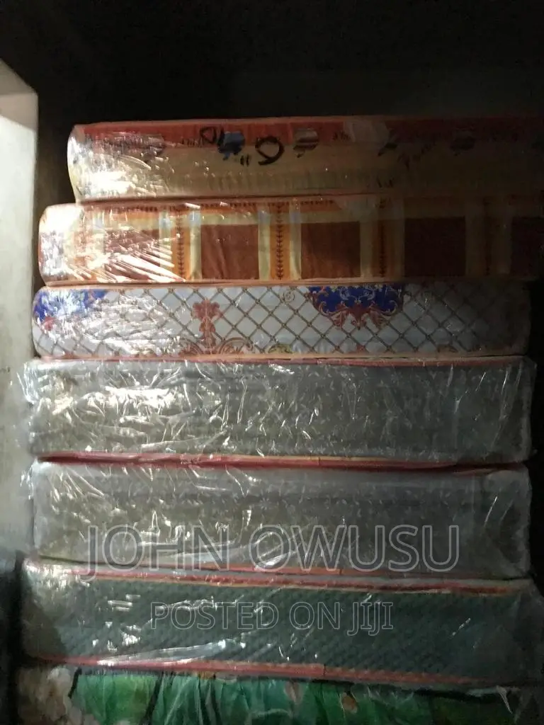 One and Half Mattress for Sale at Wholesale Price