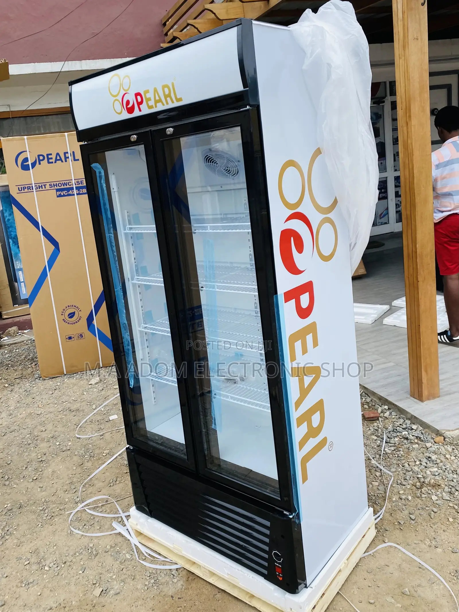 Fast Chilling Pearl PVC-662-2B 2 Door Display Fridge.