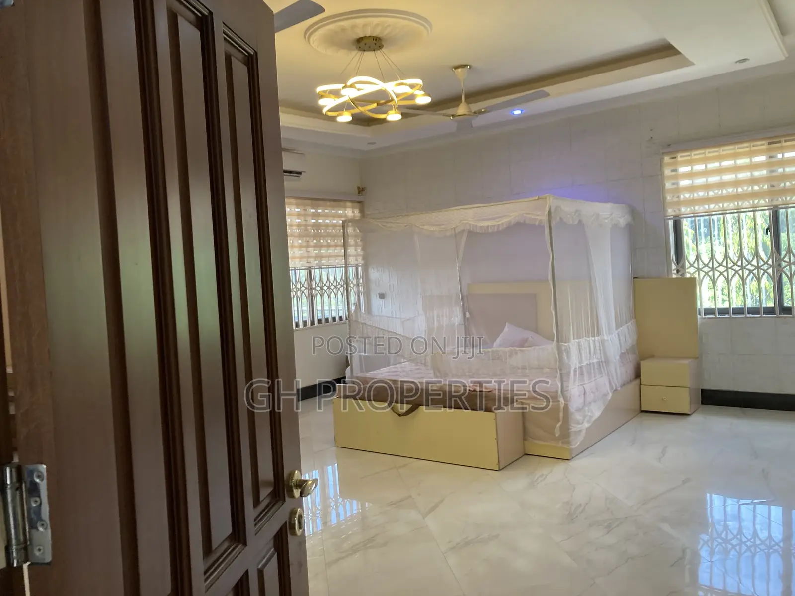 5bdrm Apartment in Paraku., Kumasi Metropolitan for sale