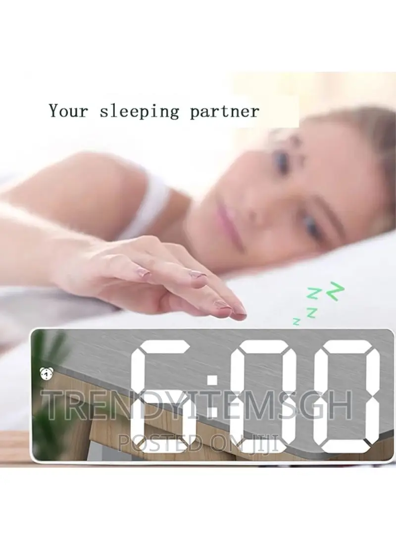 Large Led Display Digital Alarm Clock With Repeating Snooze