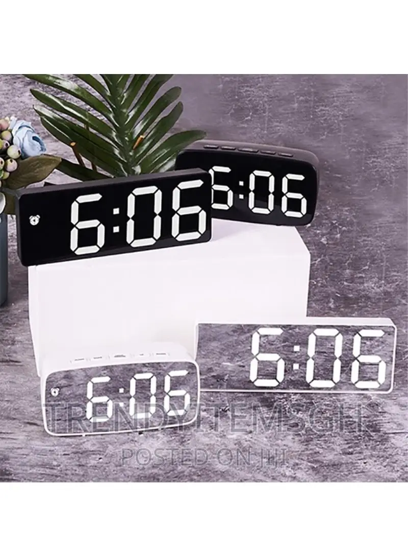 Large Led Display Digital Alarm Clock With Repeating Snooze