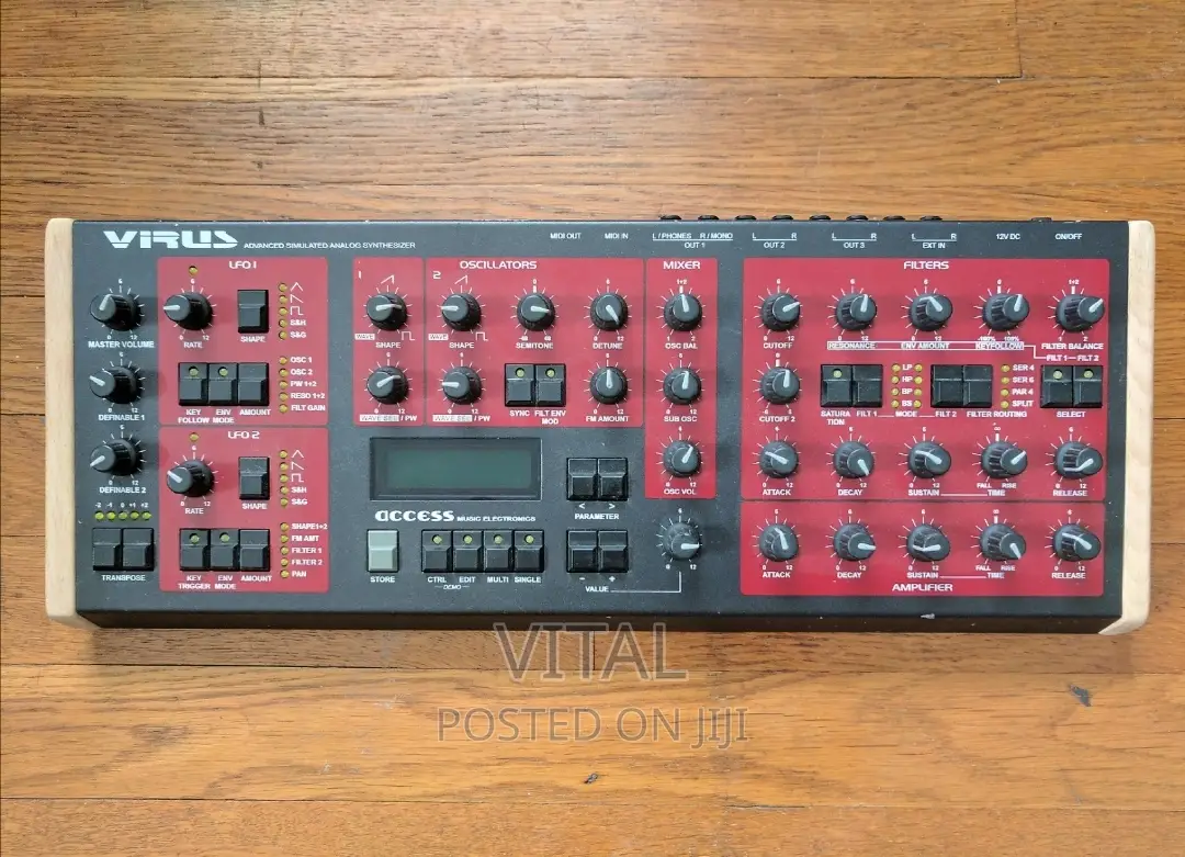 Synthesizer /Access Virus B