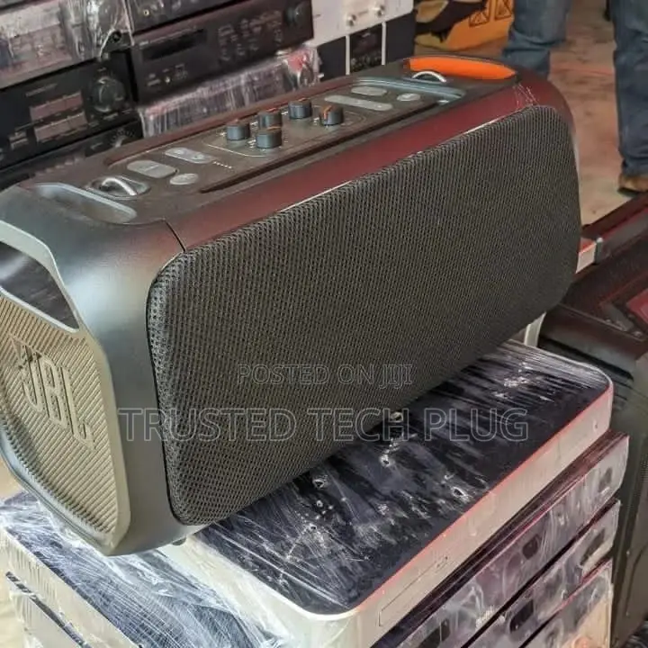 Brand New JBL Party Box on the Go Essential Bluetooth Speaker Instock