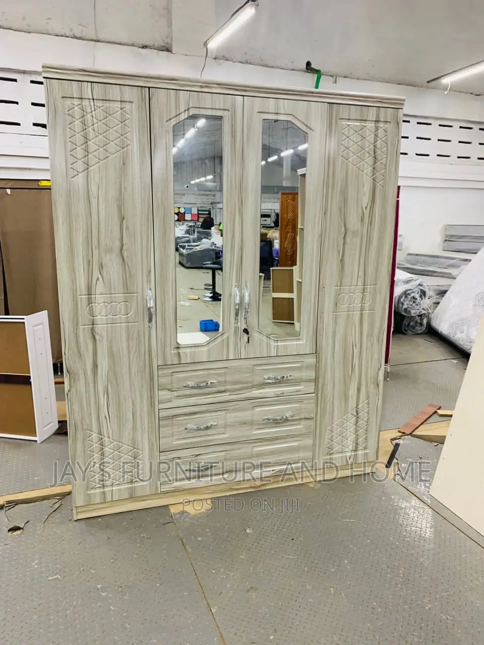 4 Doors Wardrobe