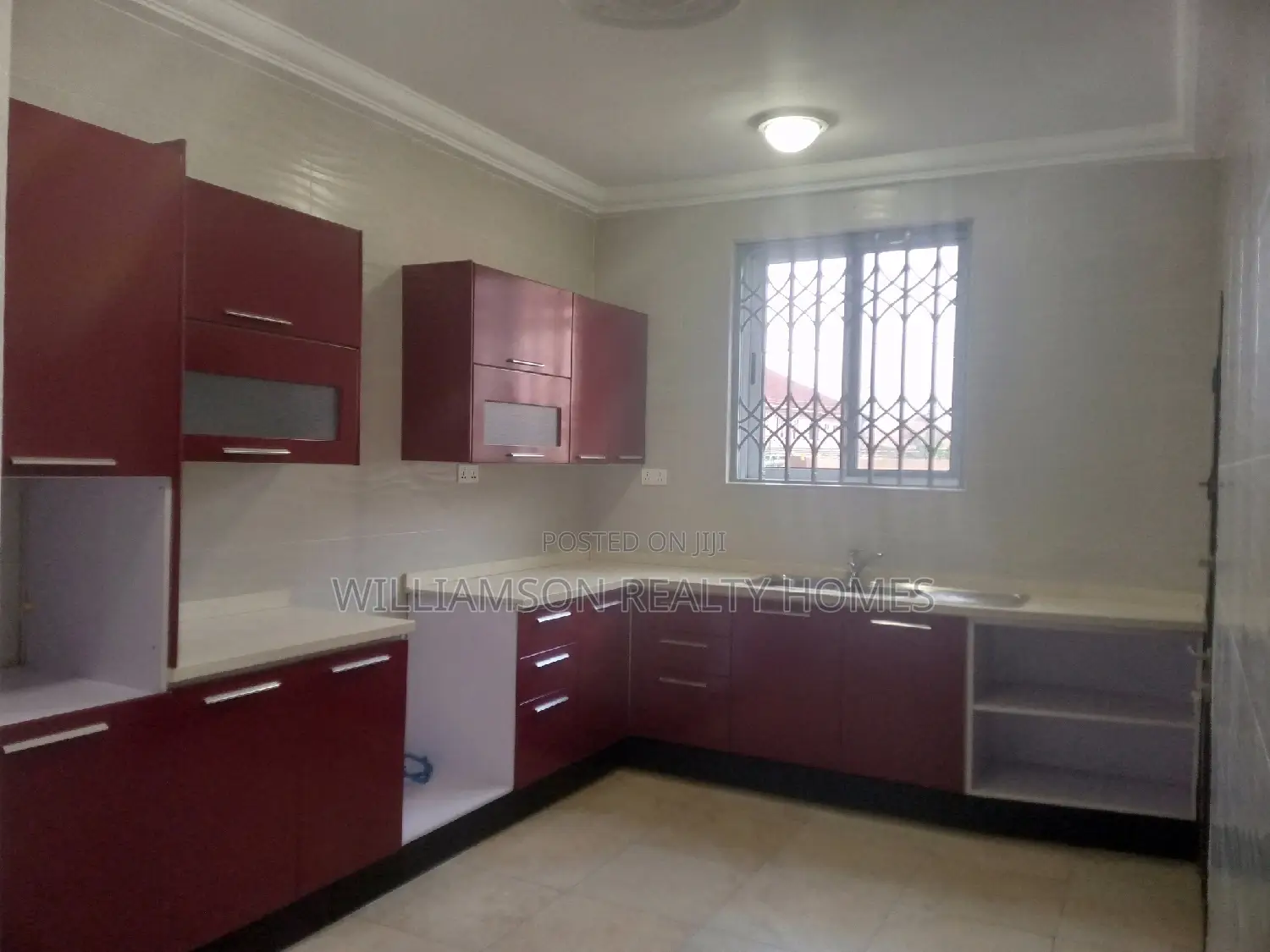 2bdrm Apartment in Community 18, Spintex for rent