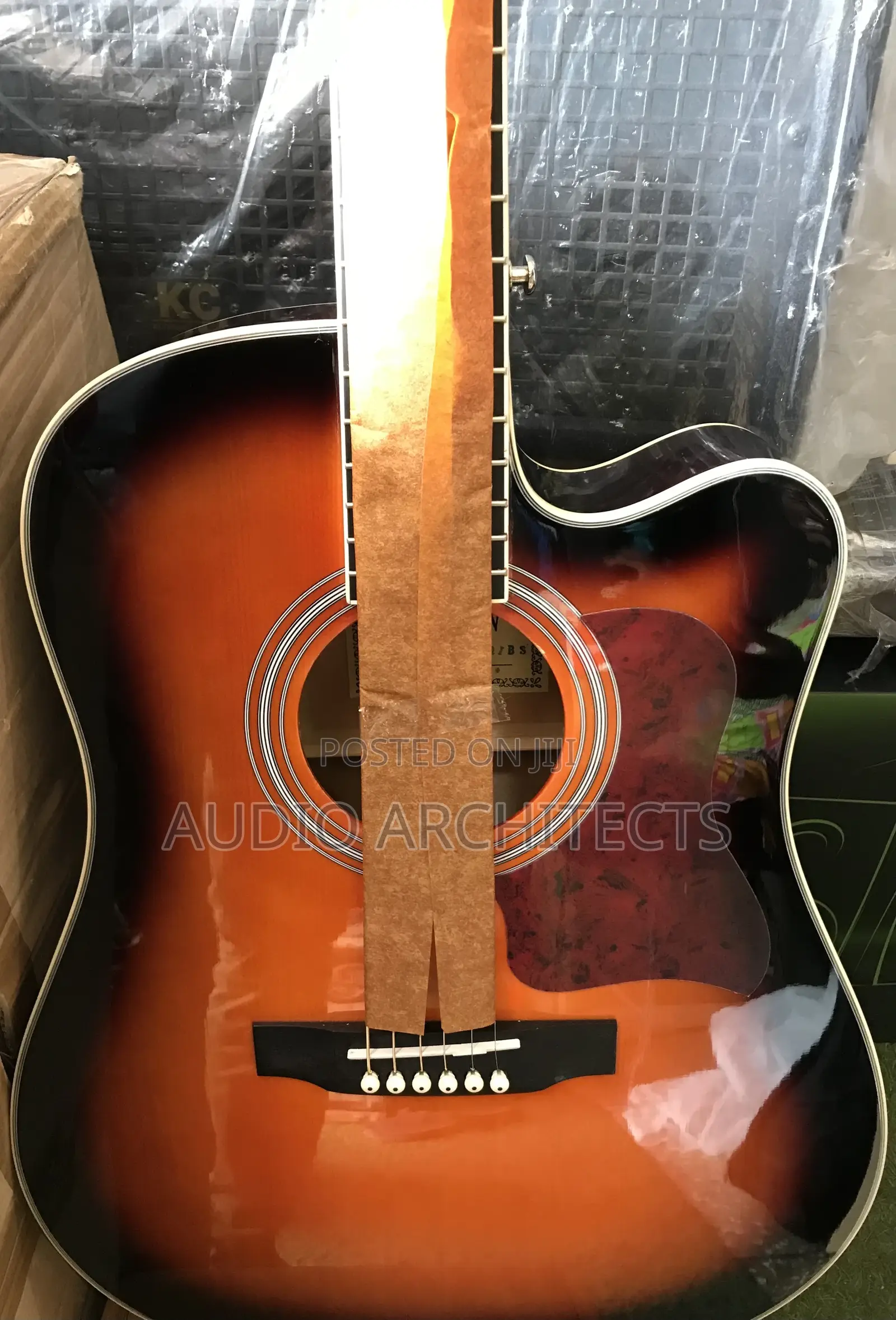 Acoustic Guitar Semi Givson
