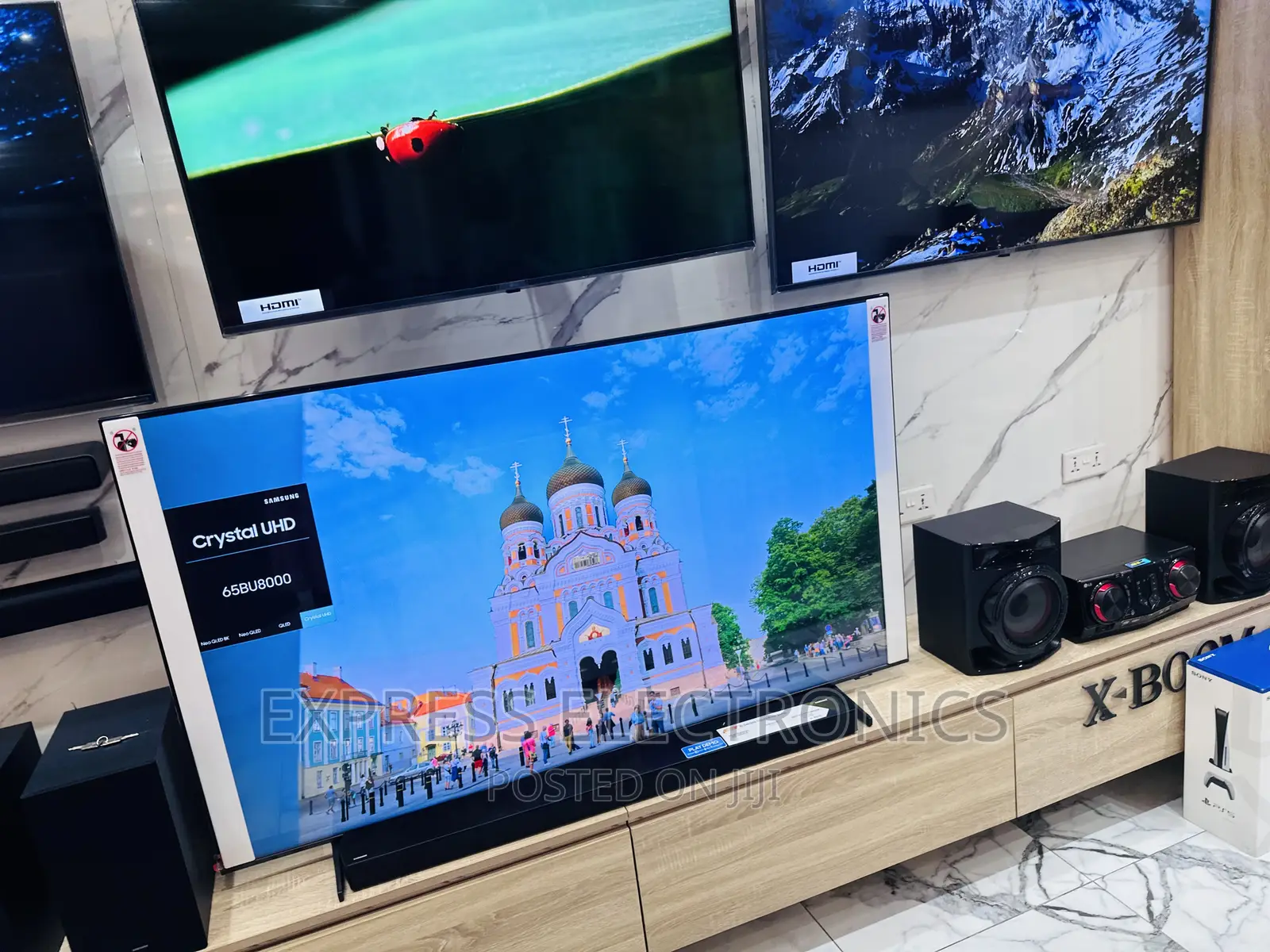 Wall Mountable Tv Samsung UHD Smart 85”Bu8000