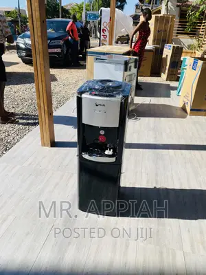 Shop Adorable Pearl PWD —2008 Water Dispenser Fridge.