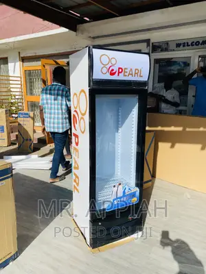 Newly in Stock Pearl PVC-28 178ltr  Electric Display Fridge