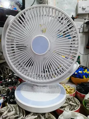 Rechargeable Rotation Table Top Fan