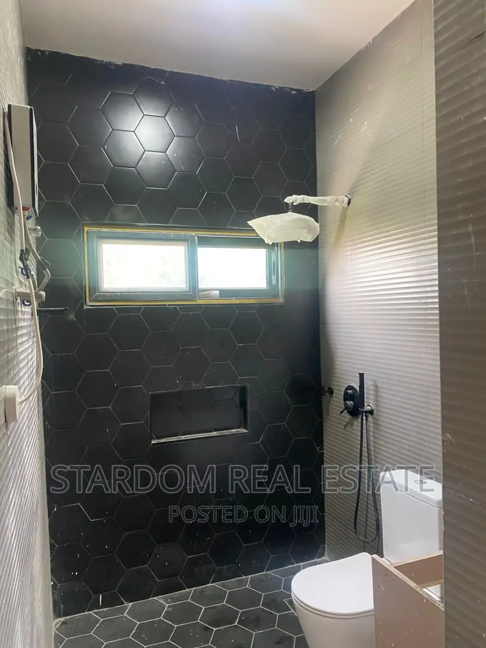 2bdrm Townhouse / Terrace in Tseaddo for rent