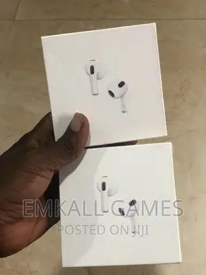 Airpods With Magsafe Changing Case