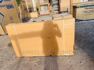 Tizen Smart Samsung 65”Cu8000 Tv Glossy LED Screen