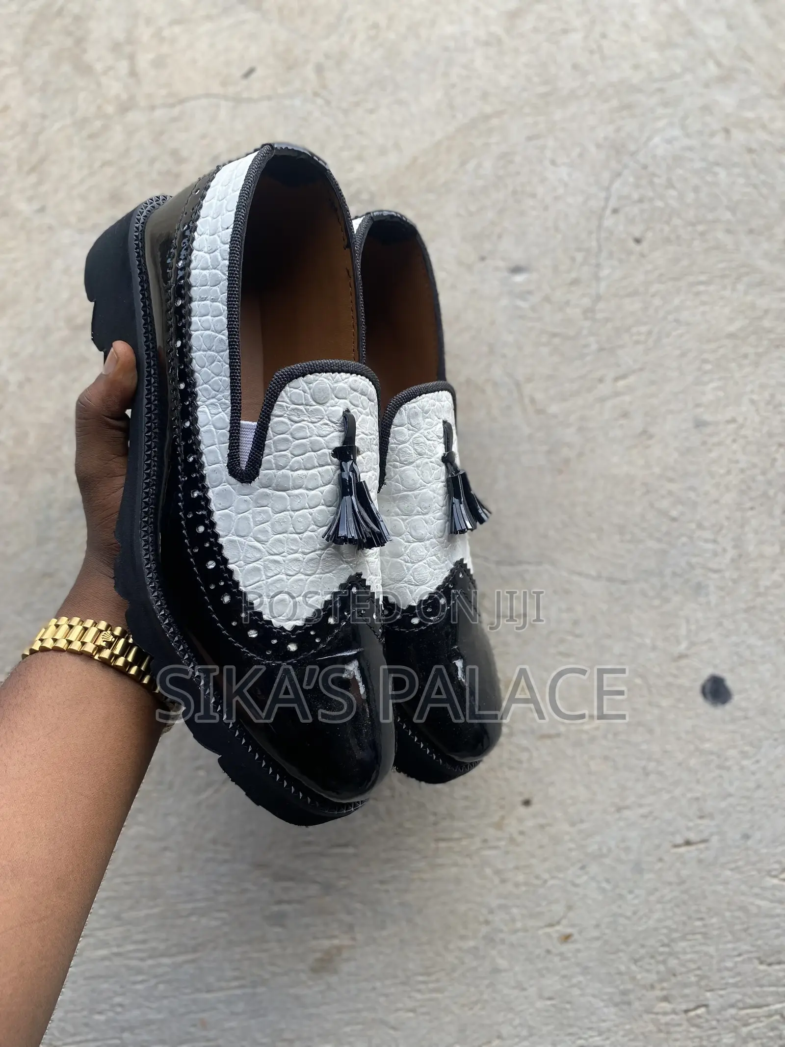 Black And White Silk Shoe