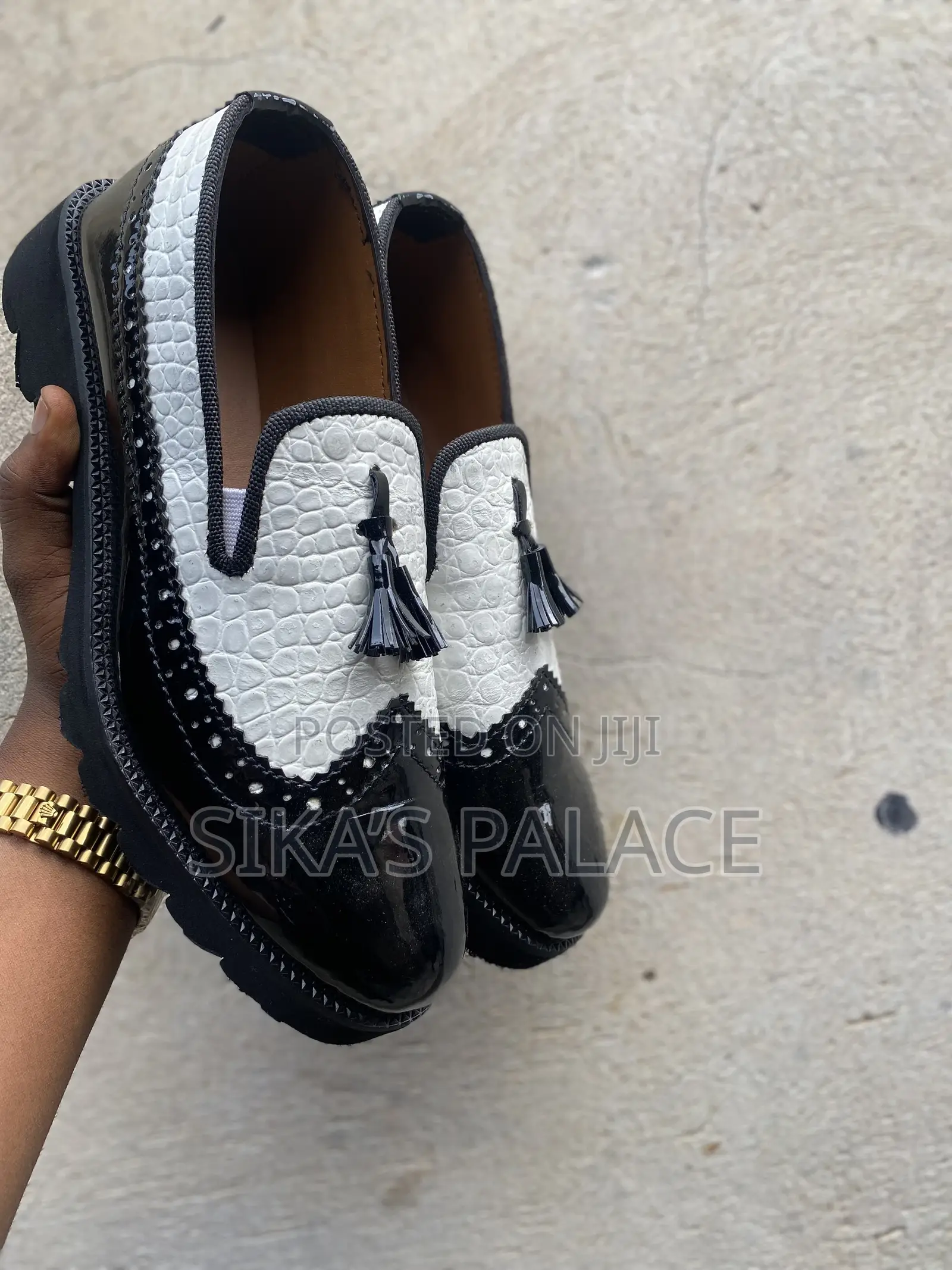 Black And White Silk Shoe