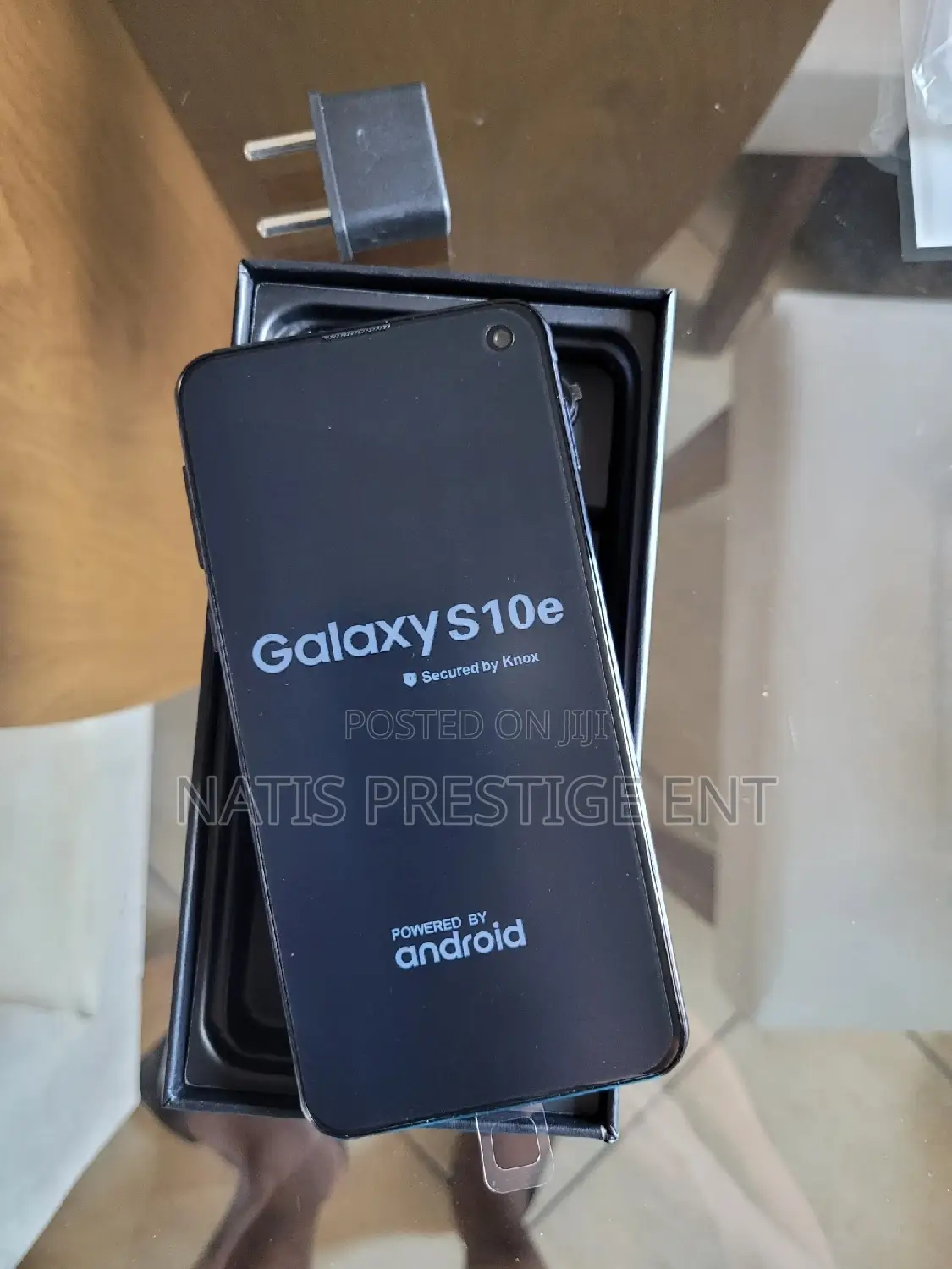 New Samsung Galaxy S10e 128 GB Black