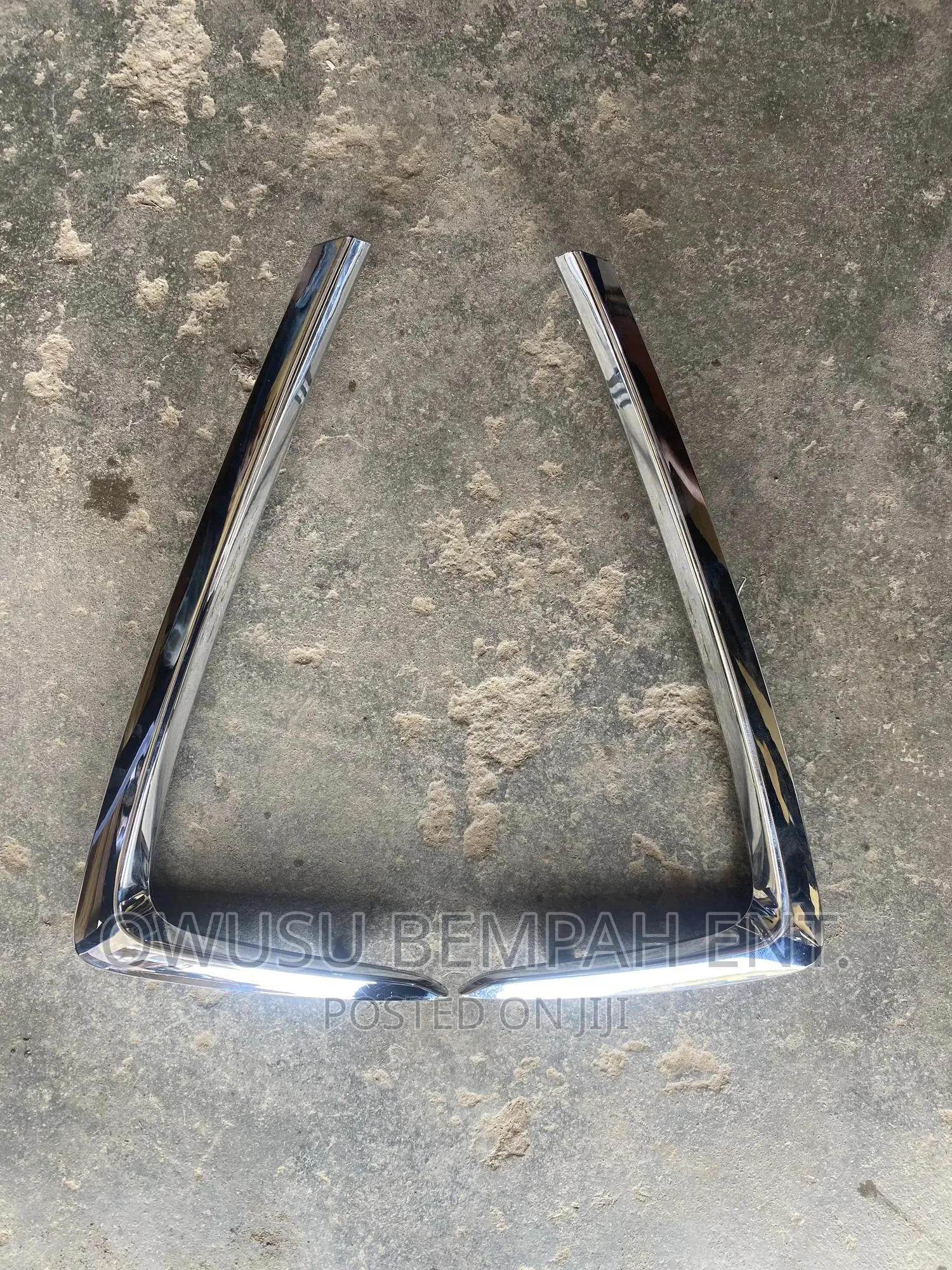 Toyota Yaris 2016 Front Bumper Moulding