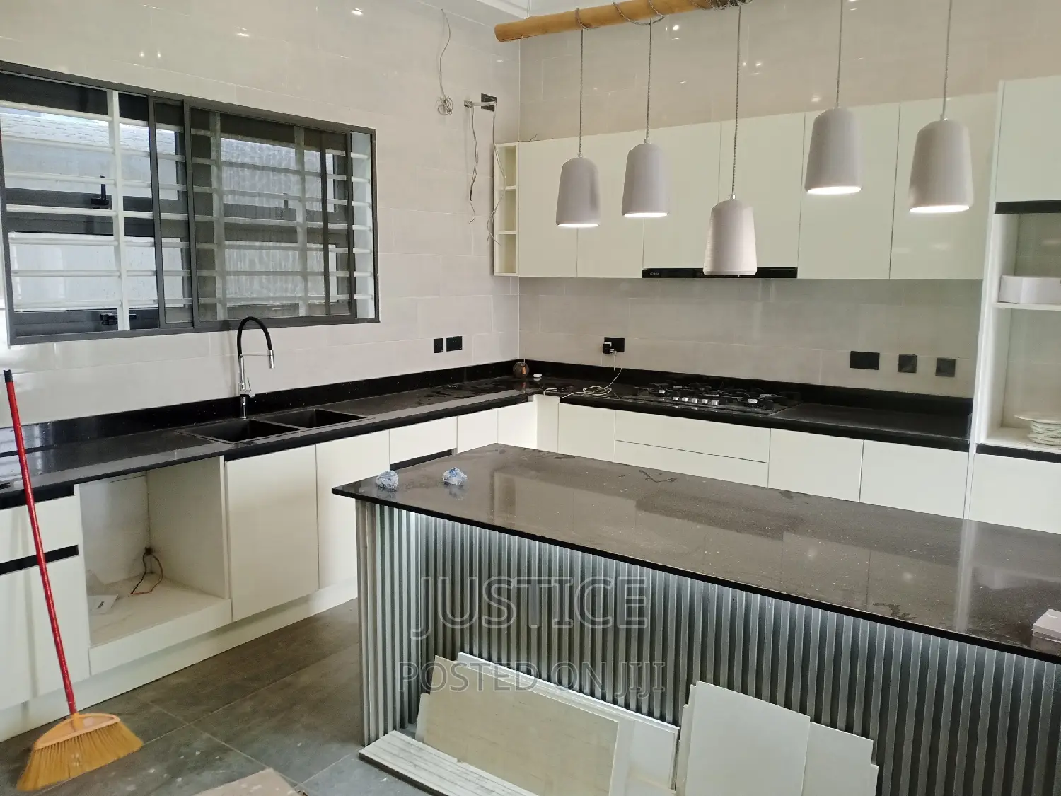 3bdrm House in Musuku Kwabenya for sale