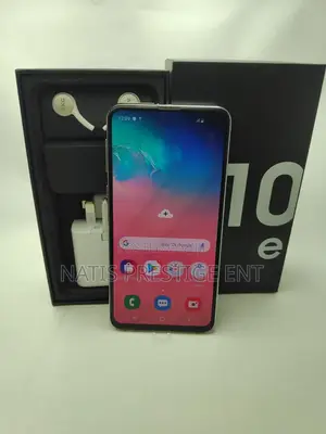 New Samsung Galaxy S10e 256 GB Black