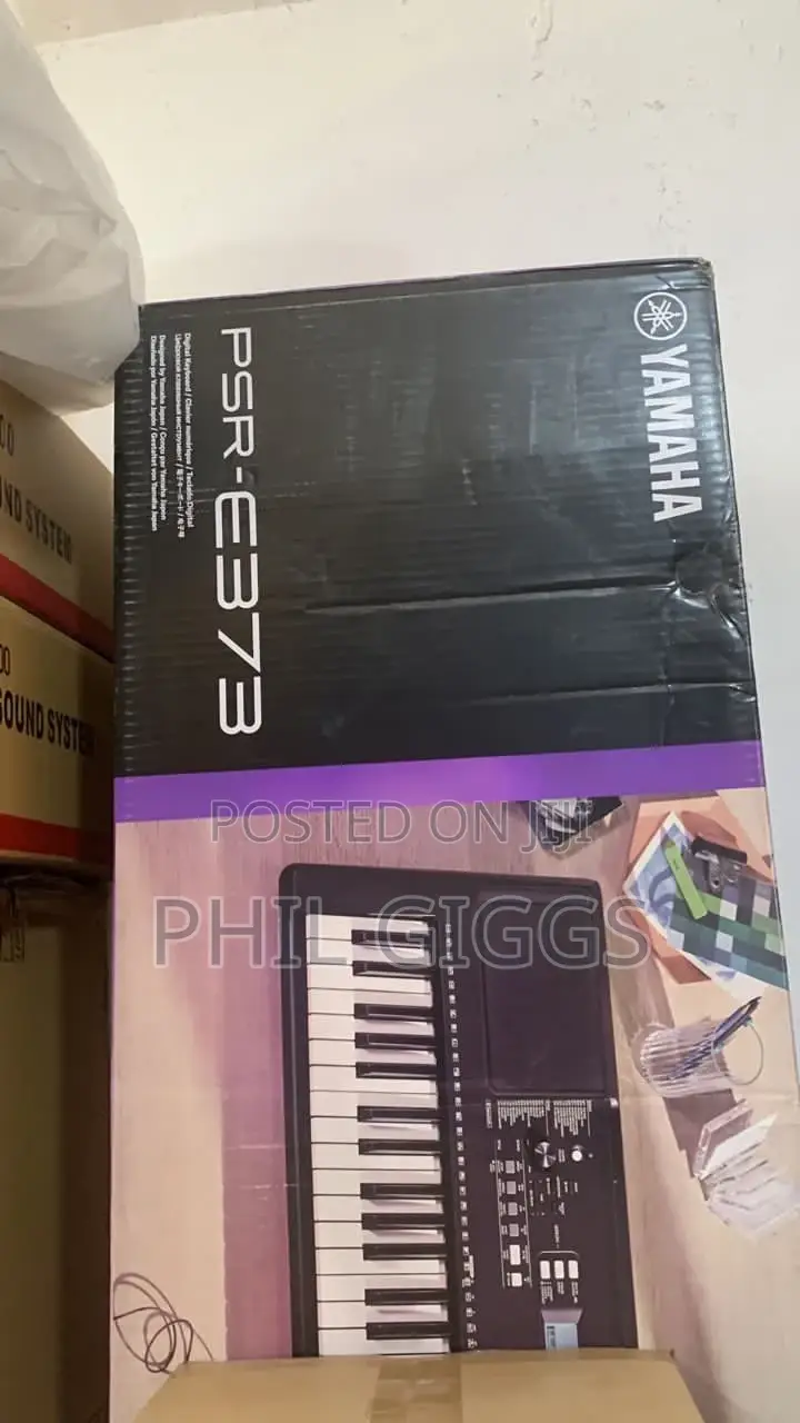 Yamaha PSR E473