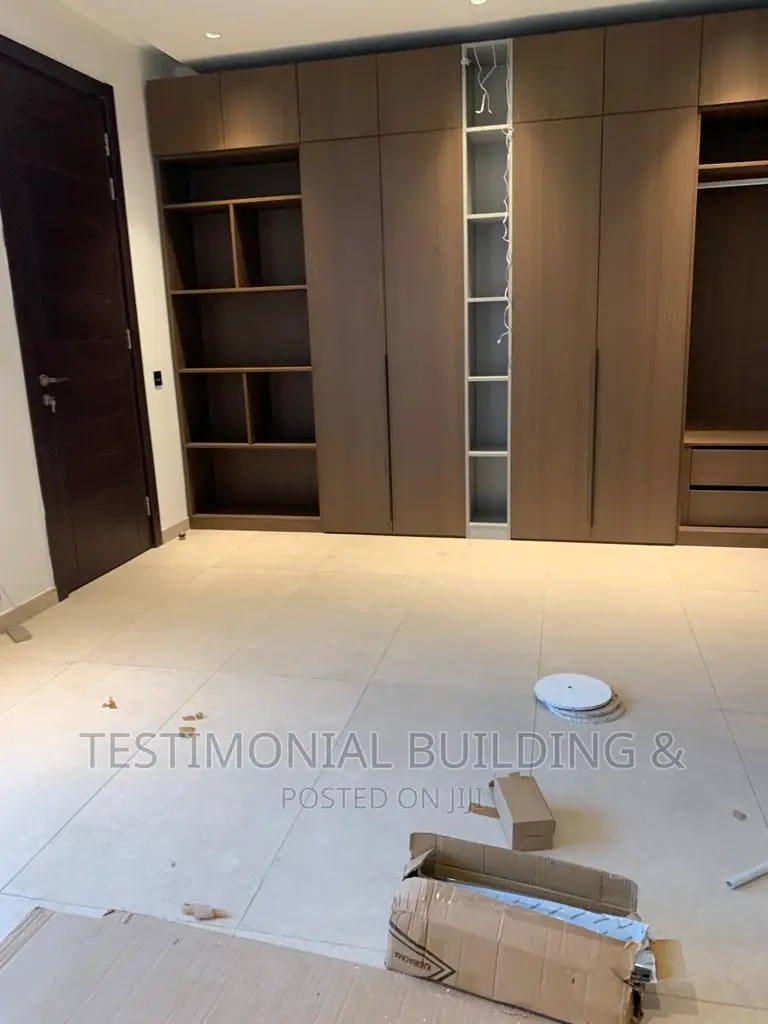 5bdrm House in Testimonial Building, East Legon for sale